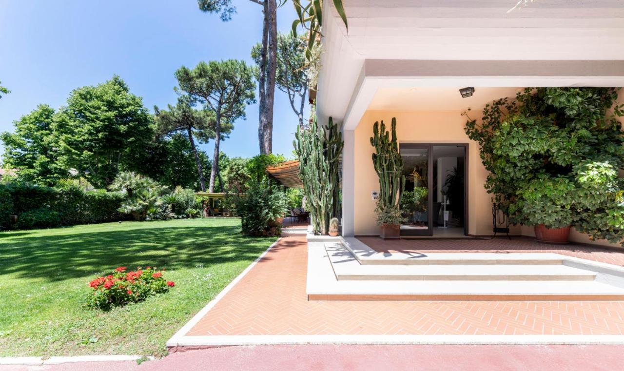 Hotel Andreaneri Marina di Pietrasanta Buitenkant foto