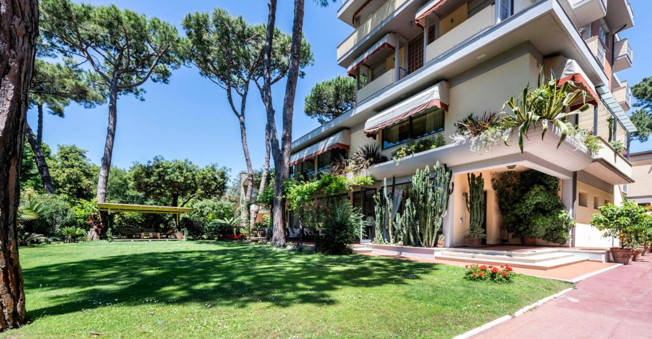 Hotel Andreaneri Marina di Pietrasanta Buitenkant foto