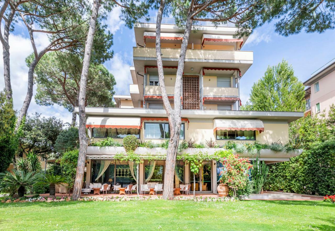 Hotel Andreaneri Marina di Pietrasanta Buitenkant foto