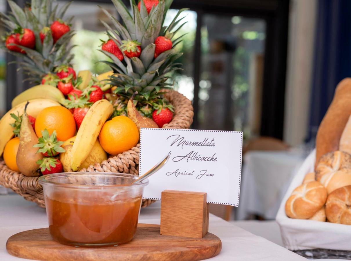 Hotel Andreaneri Marina di Pietrasanta Buitenkant foto